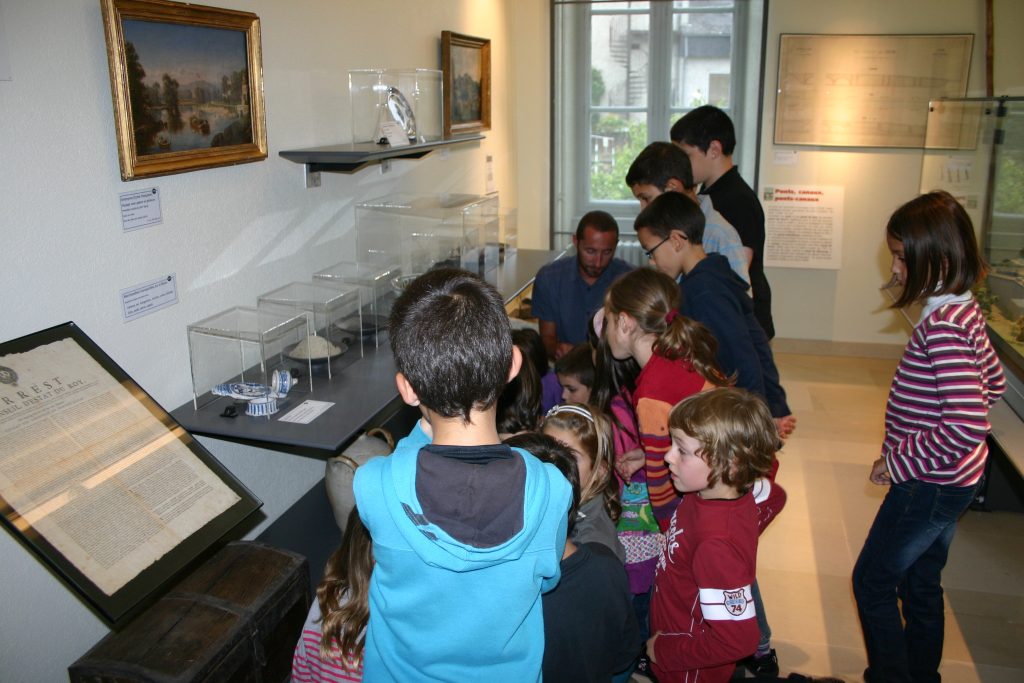 Schoolchildren at the museum